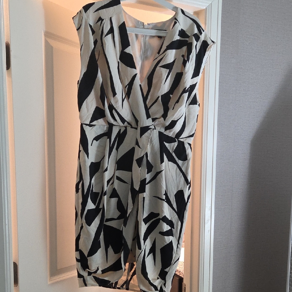 Express Black and Cream Printed Midi Dress